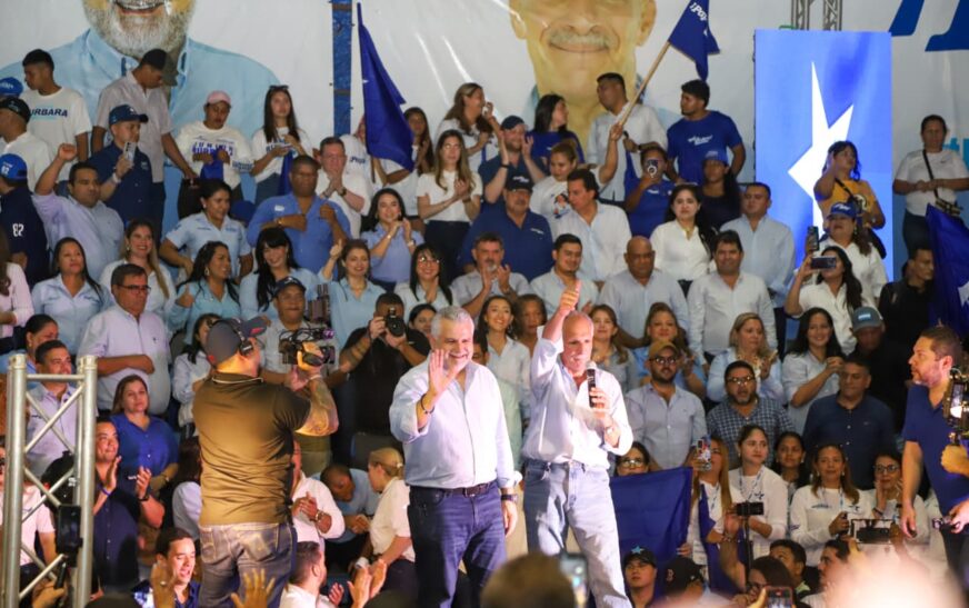 Junior Burbara tiene un plan y va con todo por San Pedro Sula, con el apoyo de Papi a la Orden